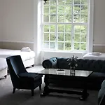Greenway Manor Hotel