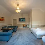 Greenway Manor Hotel 3*