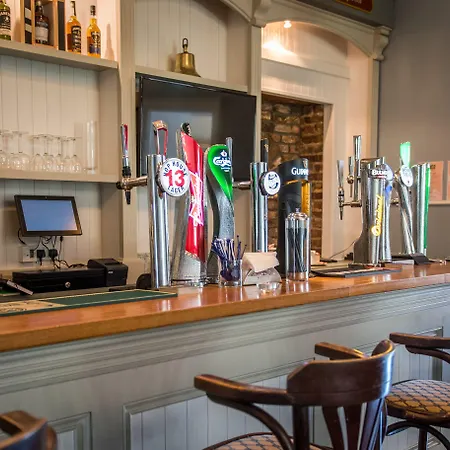 فندق Greenway Manor 3*