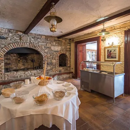 Ξενοδοχείο Greenway Manor 3*