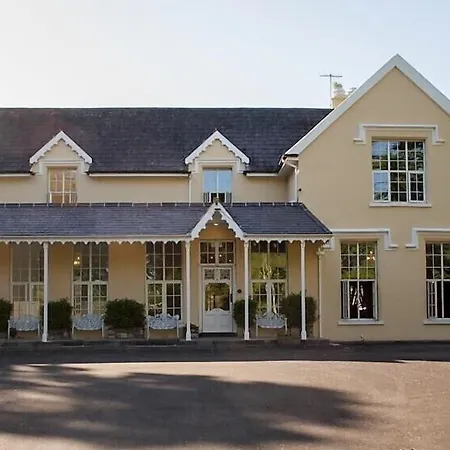 فندق Greenway Manor 3*