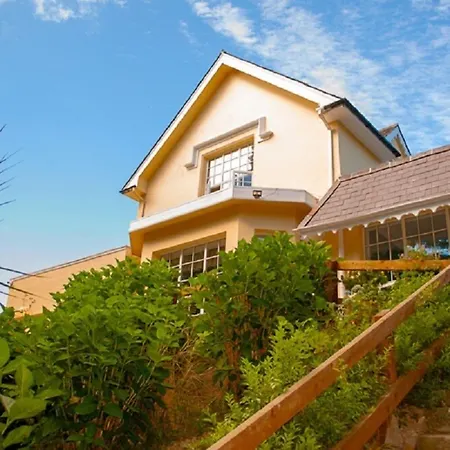 Greenway Manor فندق واتيرفورد