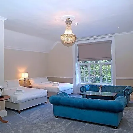 Greenway Manor Hotel 3*