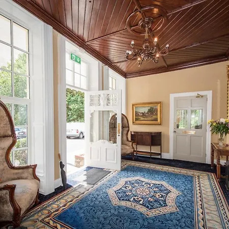 Greenway Manor