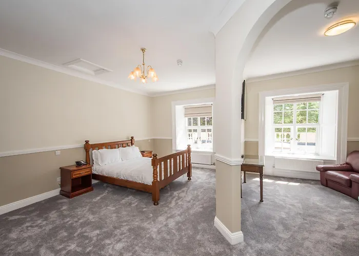 Greenway Manor Отель 3*