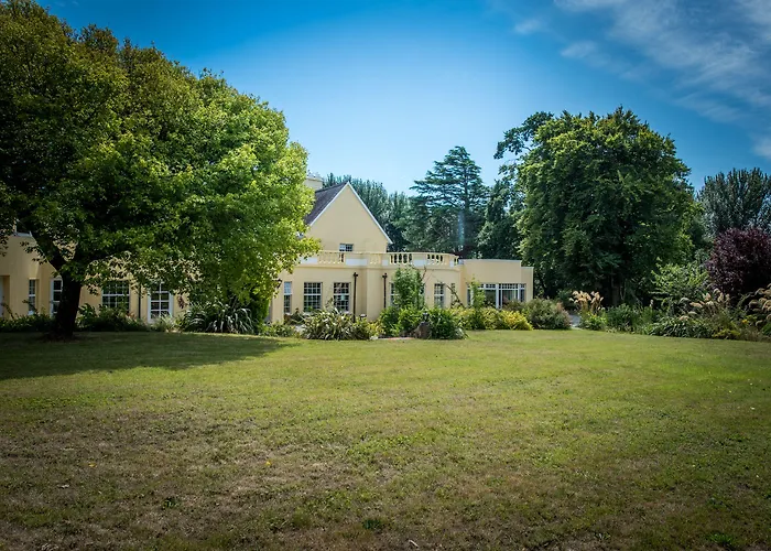 Hotel Greenway Manor