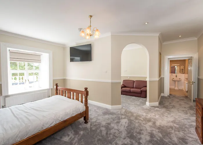 Greenway Manor Hotel