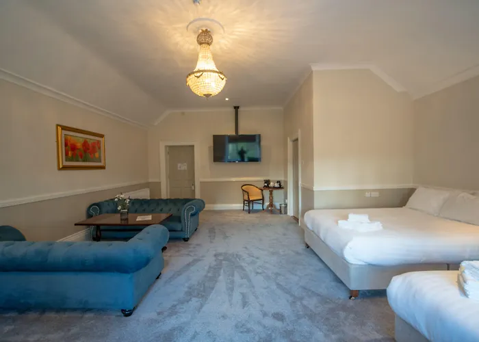 Greenway Manor Hotel 3*